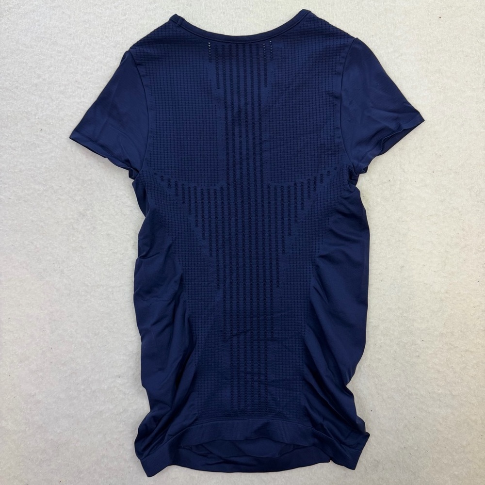 Athleta Trophy Tee Diamond Mesh Navy Blue Short Sleeve Size XS - Picture 4 of 7